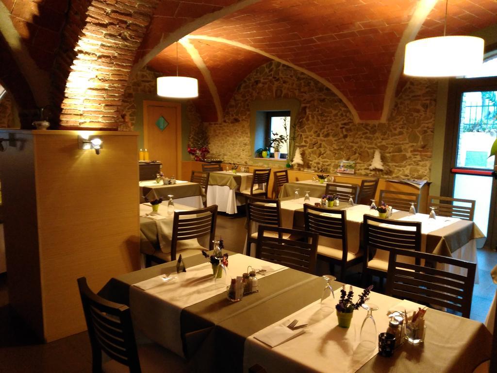 Hotel Vilamont Garriguella
